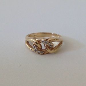 14K gold ring with diamonds size 6